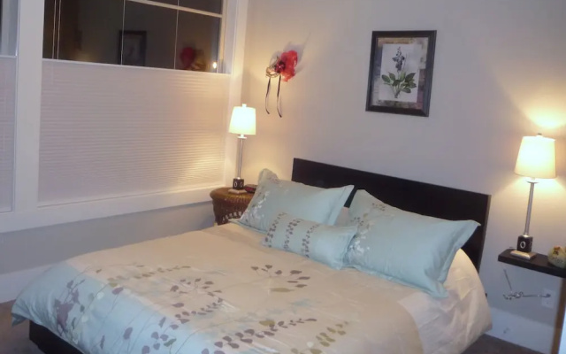 Hilltop Escape B&B