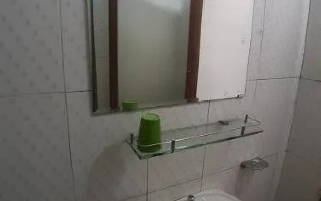 M  T Hotel