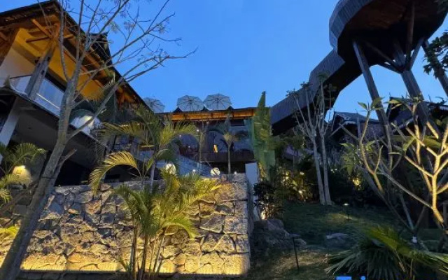 Xishuangbanna Jinghong Suyinbanshan Panoramic Villa Holiday Homestay