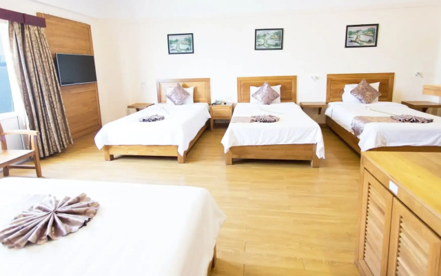 Sandals Hoàng Yến Hotel