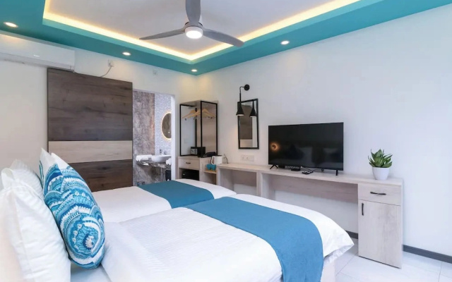 Ukulhas Sands