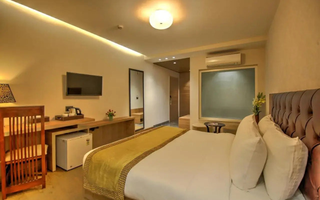 Hotel 91 Huda City Centre
