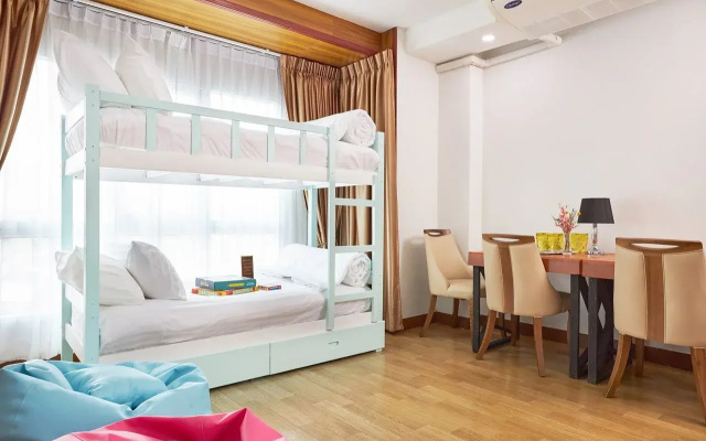Cozy Don Mueang Hotel