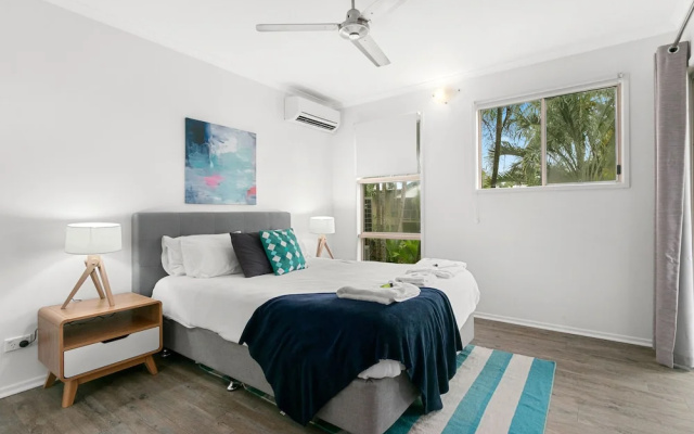 Marlin Cove Resort, Private Apartment