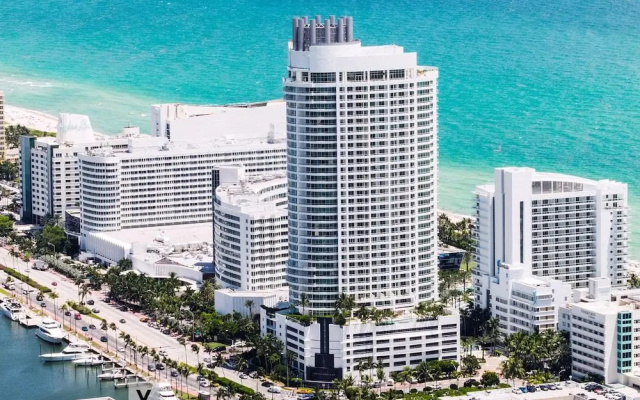 Fontainebleau Suites by Vesper