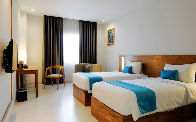 Pollos Hotel & Galerry Rembang