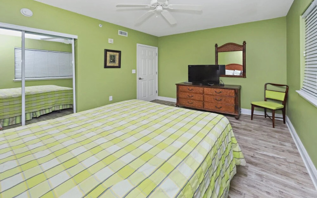 Emerald Beach 1525 - 229683
