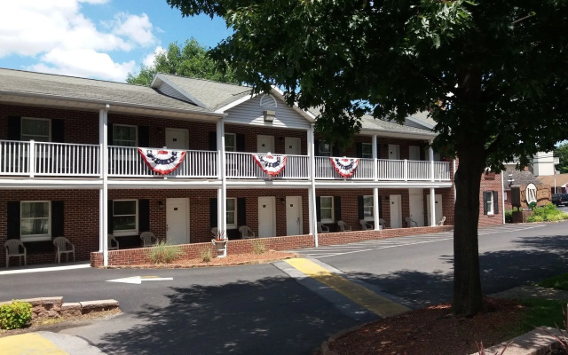 Inn at Cemetery Hill