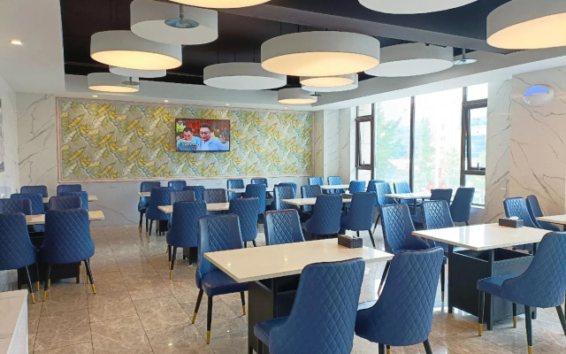 Xinghe Hotel (Langfang Exhibition Center New Century Middle School)