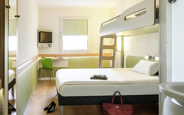 Отель ibis budget Gennevilliers Asnières