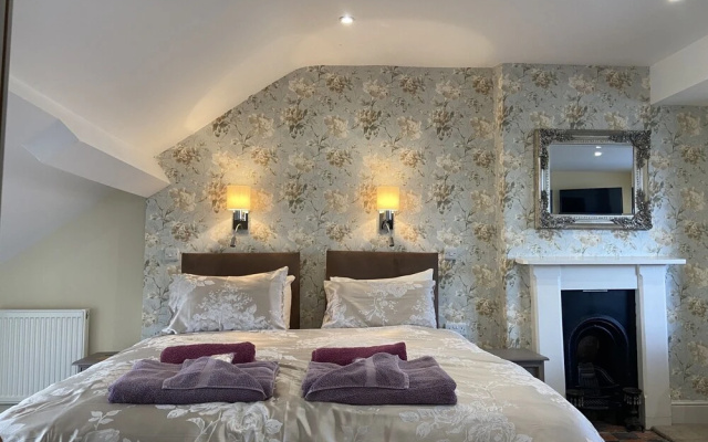 The Beach House Luxury Rooms