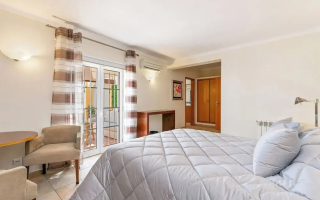 Monte Da Poupa - 7 Bedroom Villa - Sleeps 15