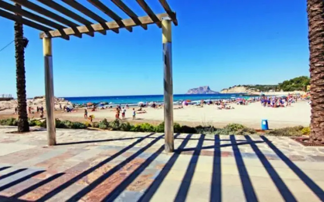 Apartment with garden, near the beach in Moraira