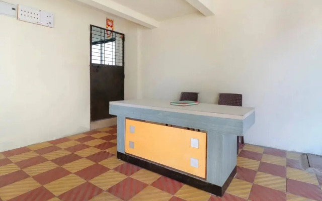 Sai Sidhi Lodge by OYO Rooms