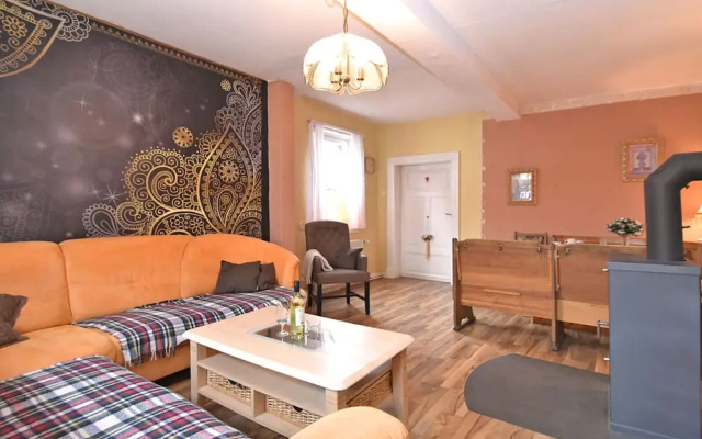 Contemporary Apartment in Bad Arolsen Hesse with private terrace and garden with barbecue