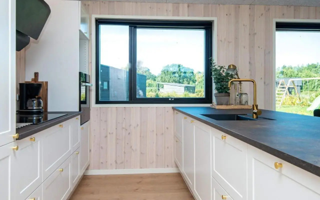 6 Person Holiday Home in Glesborg-by Traum