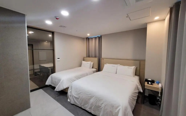 The Muse Hotel