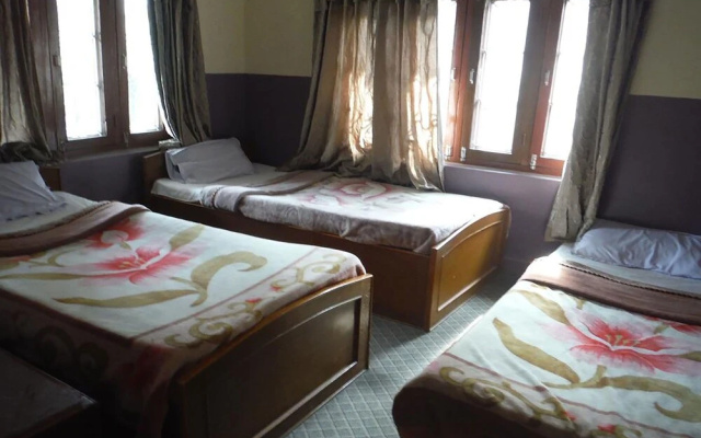 Hotel UNI Pokhara