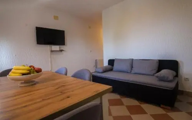 Apartment Teskera 1