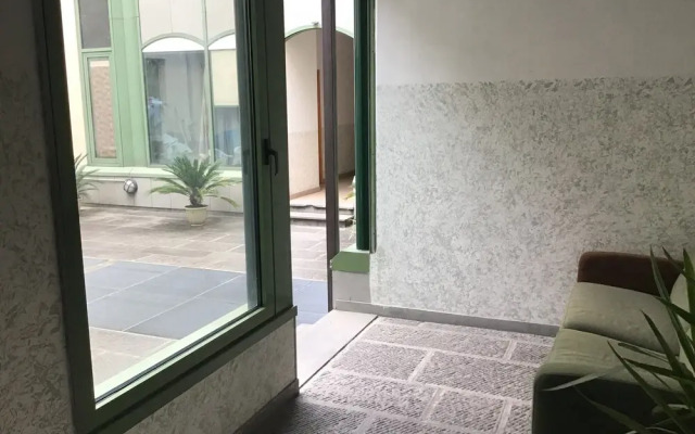 Random Studio at our choice located in Palazzo Rosselli 55