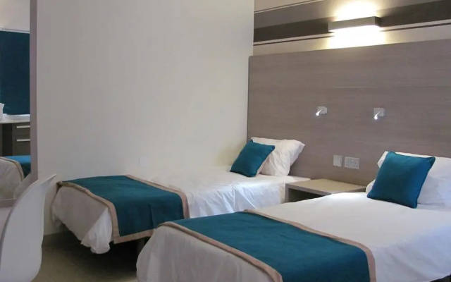Days Inn Hotel & Residence