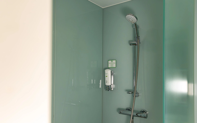 Holiday Inn London - West by IHG