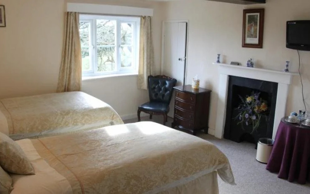 Ingon Bank Farm Bed And Breakfast