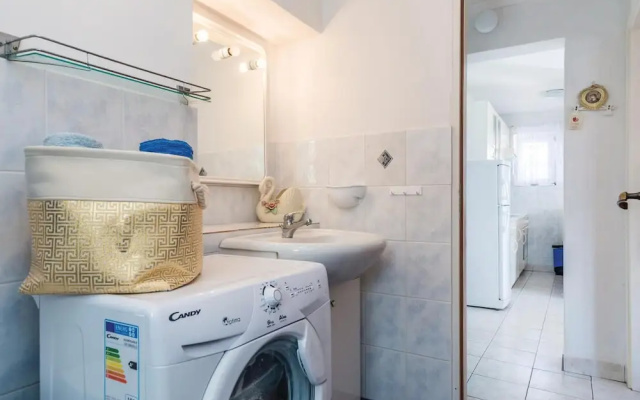 Beautiful Home in Kampor With Wifi and 1 Bedrooms