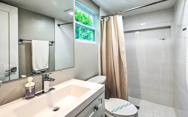 Home Close to Naples Beach - Pets Welcome!