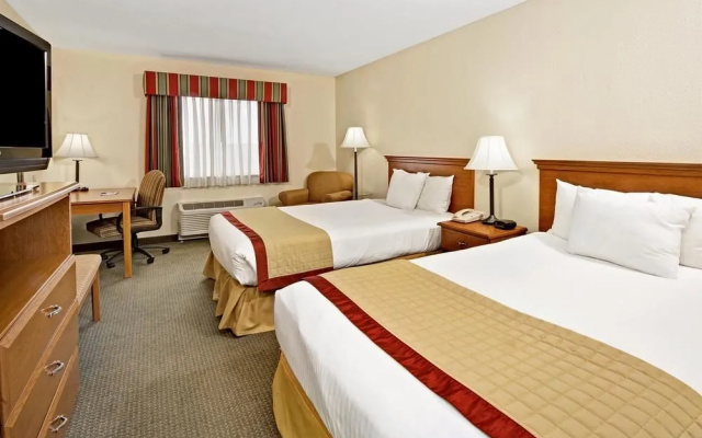 Baymont Inn & Suites Indianapolis