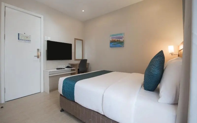 OYO 614 Hotel Dulcee
