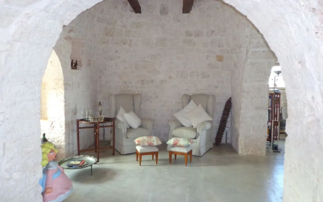Lemoredinella