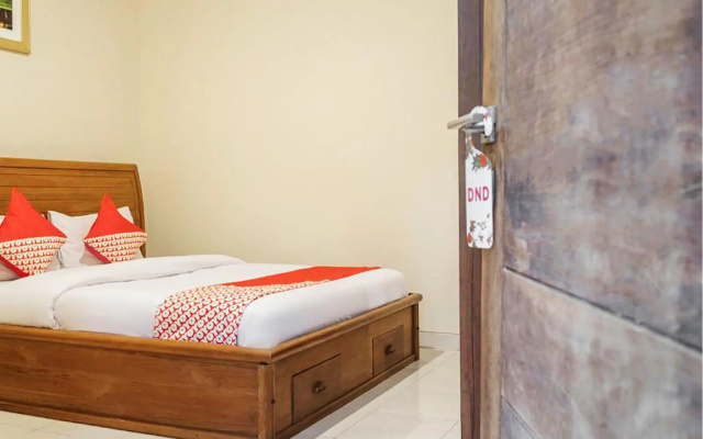 OYO 824 Makassar Guest House