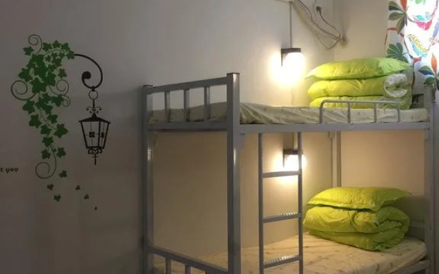 Lang Man Youth Hostel