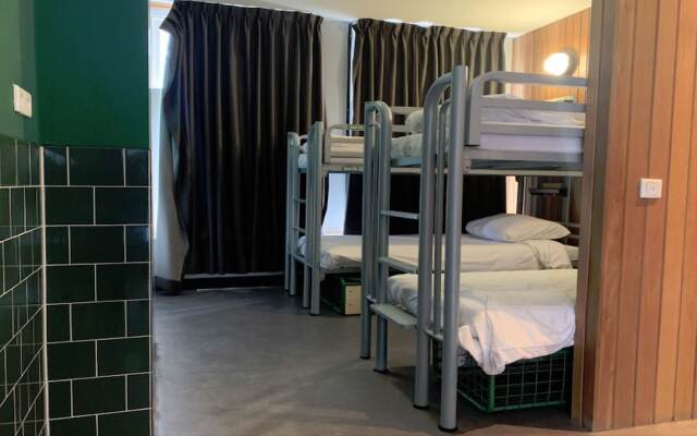 Отель Durty Nelly's - Hostel Нидерланды, Амстердам - отзывы, цены и фото номеров - забронировать отель Durty Nelly's - Hostel онлайн комната для гостей