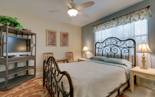 Dock & Lanai: Waterfront Home in Dunnellon