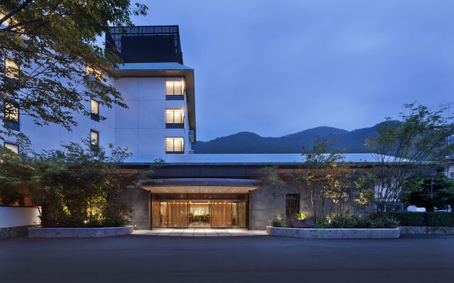 Kinugawa Kanaya Hotel Никко вид на фасад