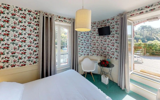 Hotel Restaurant De Charme Les Mimosas