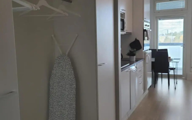 Bright studio apartment on the 6th floor