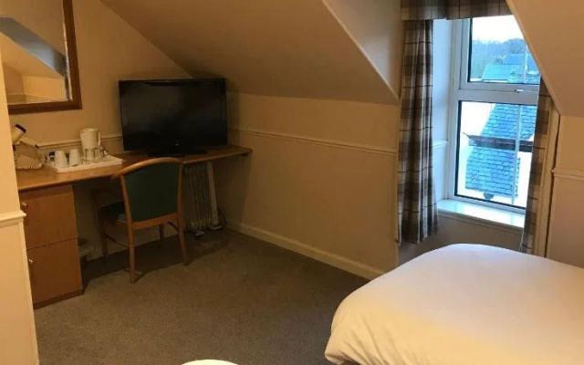 Urquhart Caledonian Hotel