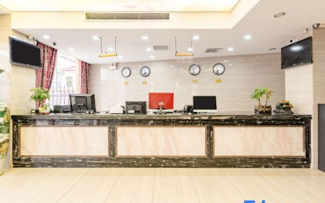 Xinyang century fashion hotel