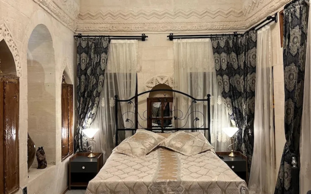Royal History Butik Otel