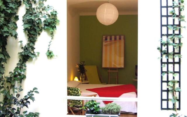 Отель Hôtel Arvor Saint Georges вид на фасад
