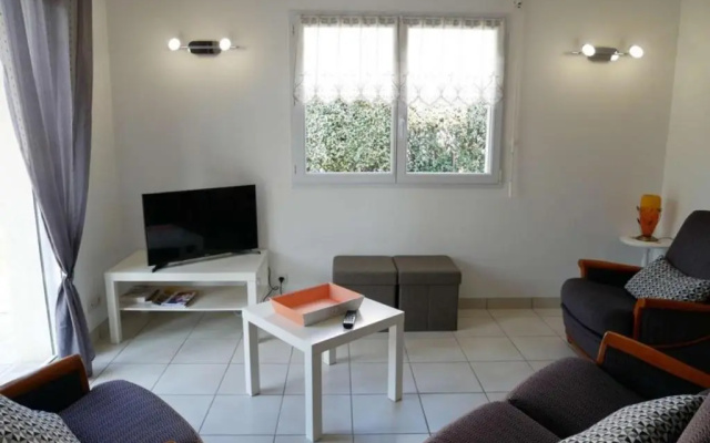 MAISON ERDEVEN, 5 PIèCES, 8 PERSONNES - FR-1-479-14