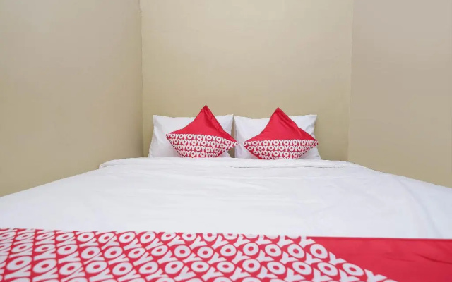 OYO 1312 Graha Wisata Hotel