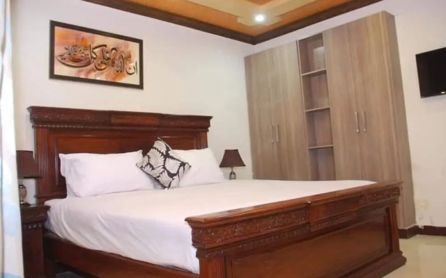 City Paradise Hotel