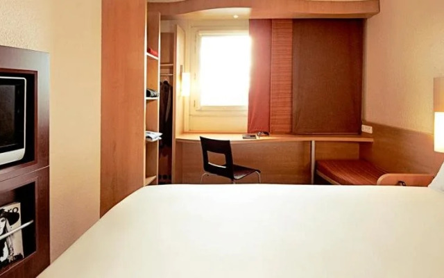 Ibis les Etangs des Moines