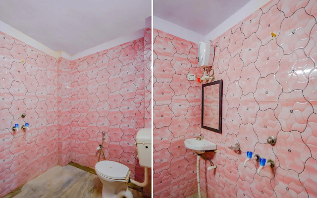 OYO 71883 Hotel Ting Tong