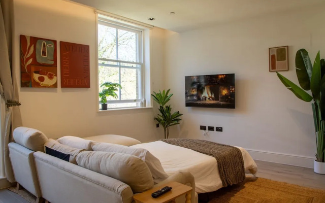The Pembridge 11