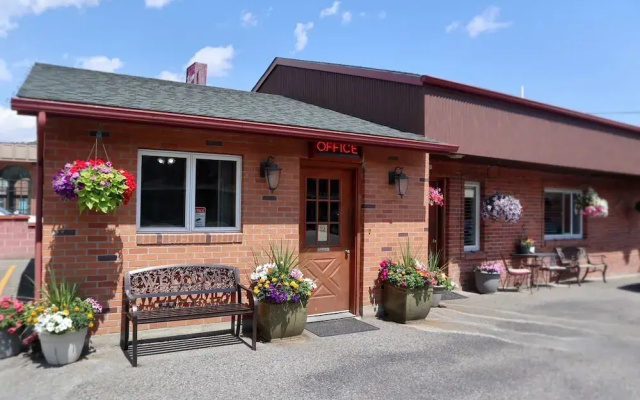 Marcus Daly Motel